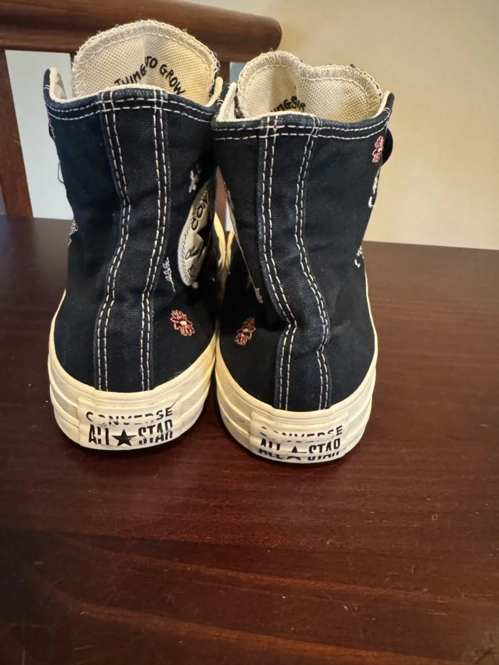 Converse all stars black embroidered flowers  hi top sneakers tennis shoes 7.5